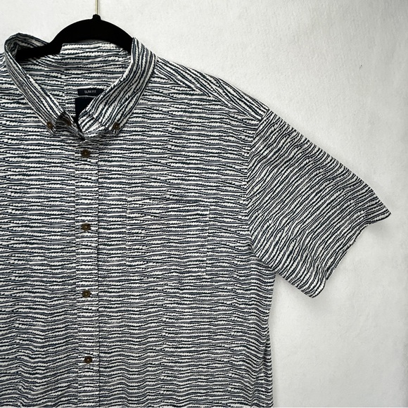 prana Men’s Slim Fit Short Sleeve Button Down Business Casual Size XL (722) - Picture 3 of 16